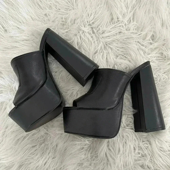 Nasty Gal platform sandals size 5 fit like 6 - Picture 3 of 5